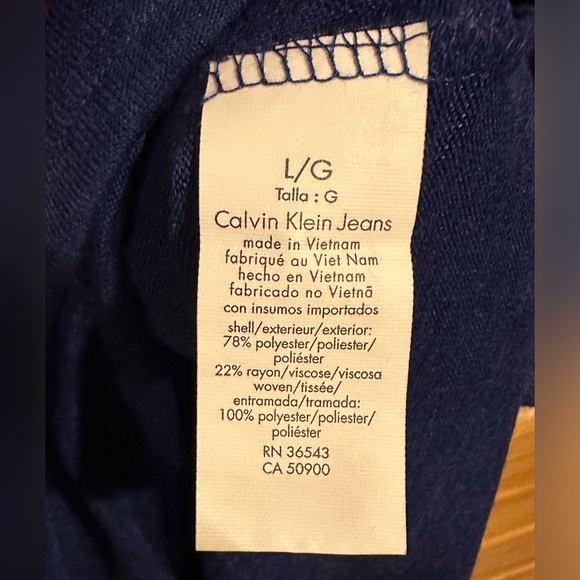 Calvin Klein Jeans Cuffed Short Sleeve Shirt w/ Pocket in Royal Blue Large - Picture 6 of 9